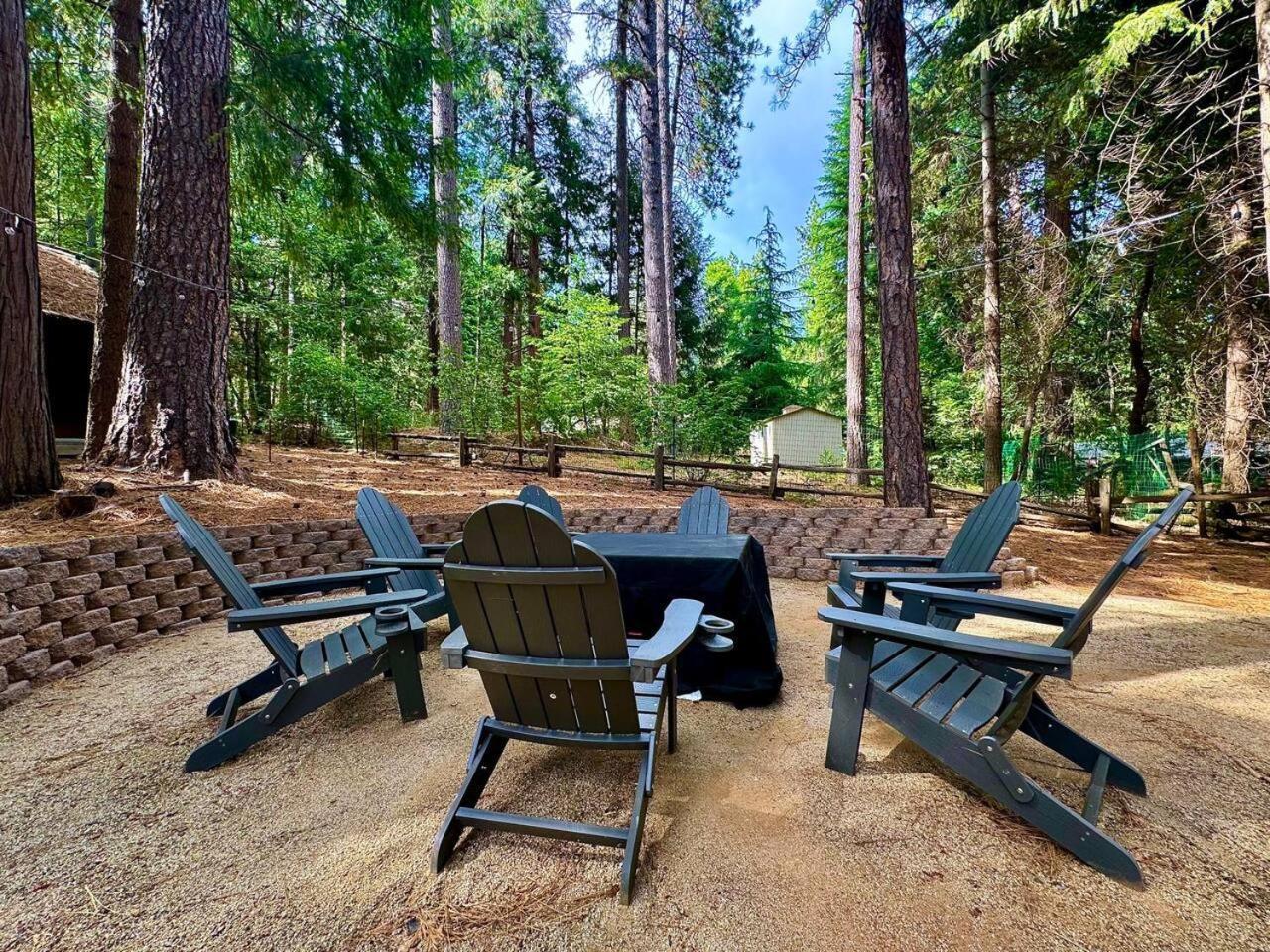 Cabin In The Trees-Game Room Pollock Pines Exterior foto